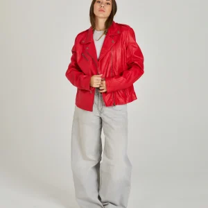 Cazadora roja estilo biker piel
